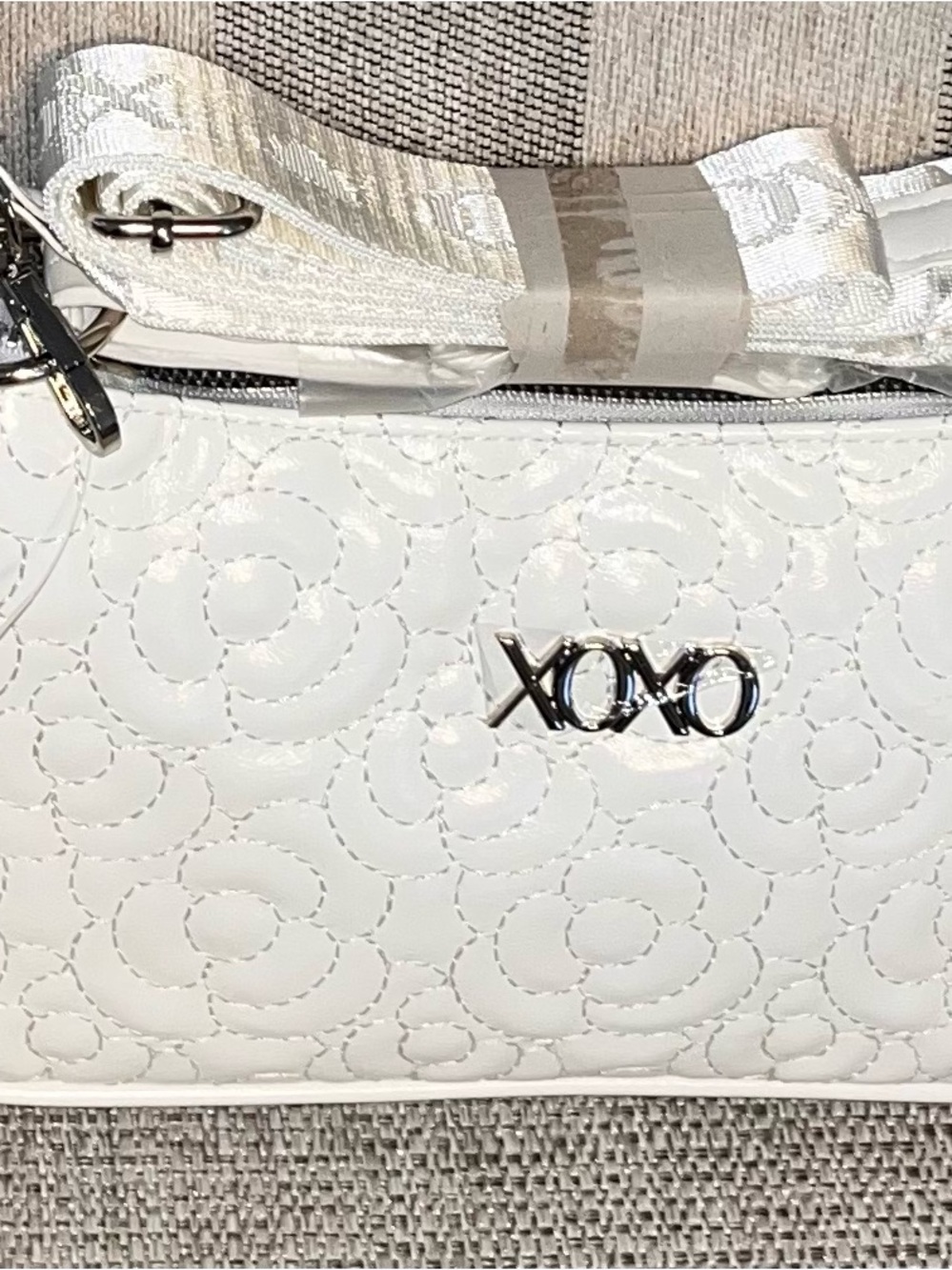 XOXO White Quilted Floral Stitch Crossbody Bag